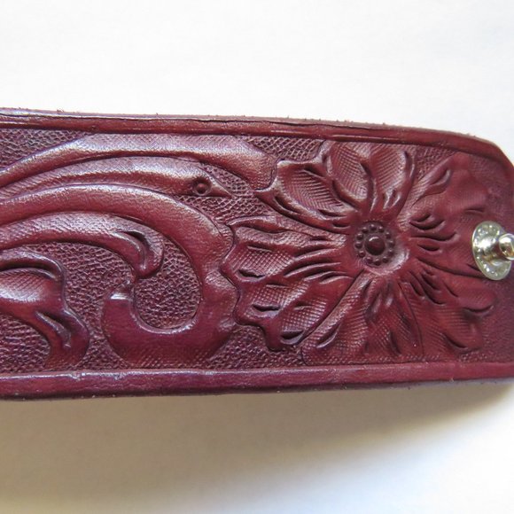 Leather wrist Cuff - Picture 5 of 5